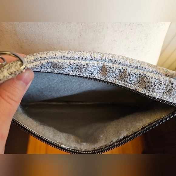 One Among the Crafts Handmade "The Labyrinth" Bag - Picture 5 of 5